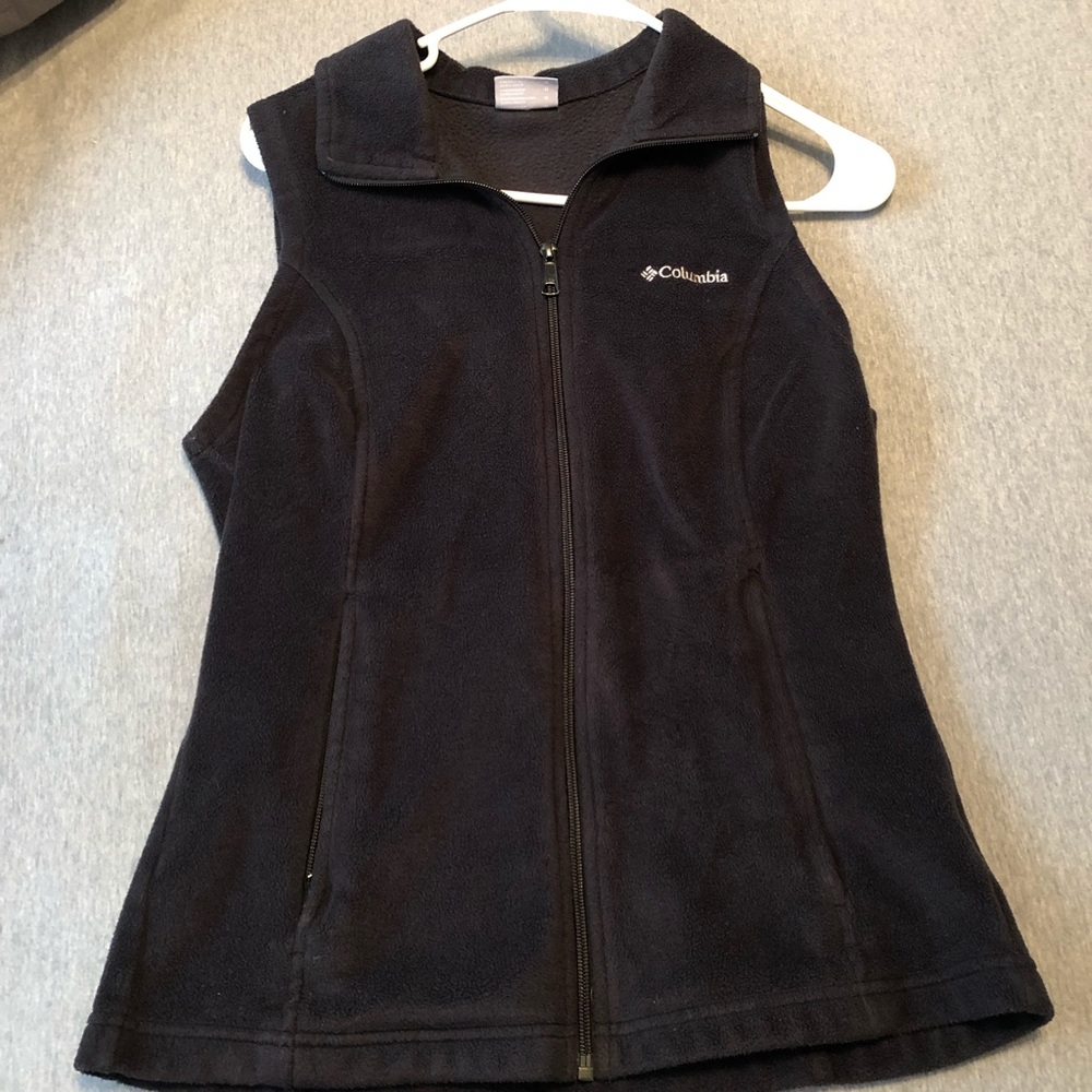 Columbia vest